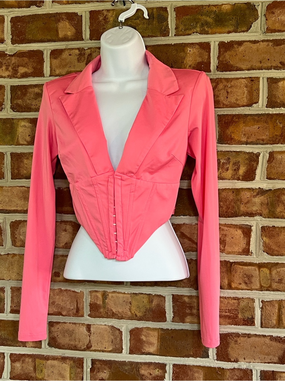 PrettyLittleThing Pink Corset-Style Tailored Blazer. Size 4
